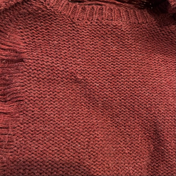 UO Sparkle & Fade Slit Pullover Sweater - Picture 7 of 7